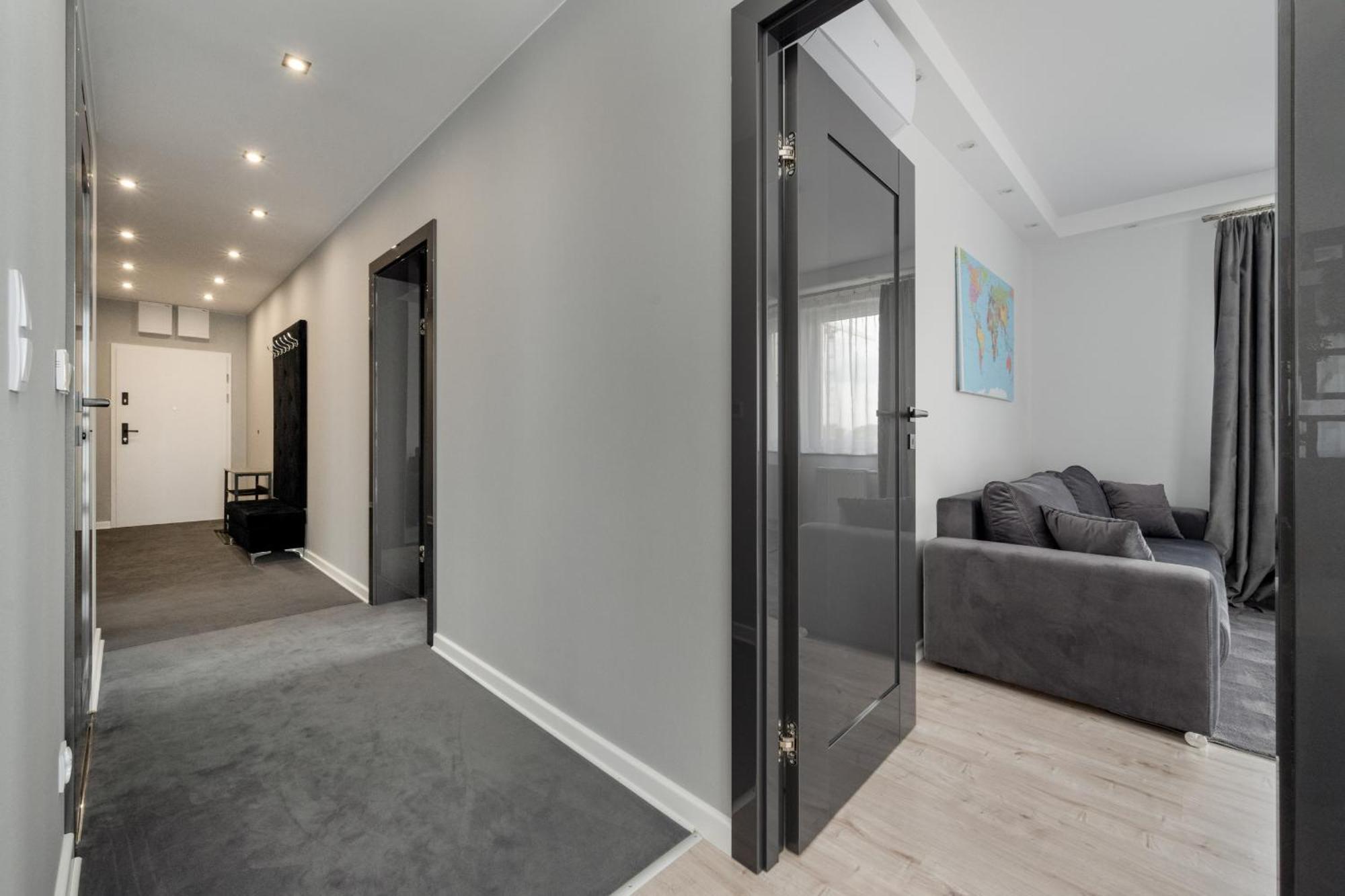 Luksusowy Apartament Z 3 Sypialniami, Klimatyzacja, Parkingiem I Biurkiem We Wroclawiu By Renters Prestige Breslávia Exterior foto