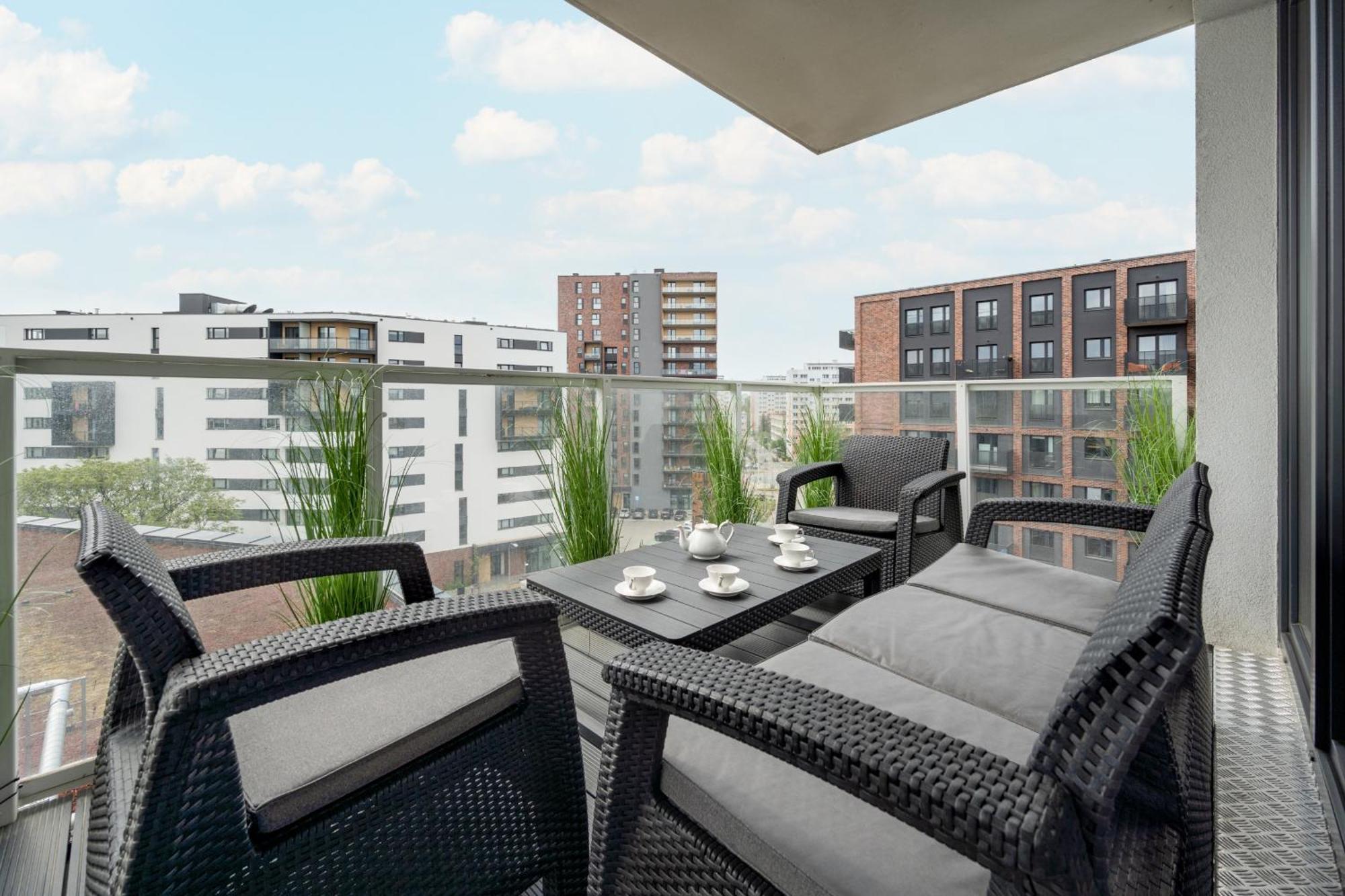 Luksusowy Apartament Z 3 Sypialniami, Klimatyzacja, Parkingiem I Biurkiem We Wroclawiu By Renters Prestige Breslávia Exterior foto